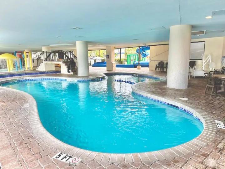 New ! Unique Oceanfront Condo At Ocean Reef Resort-Free Parking - Amazing Pools マートルビーチ エクステリア 写真